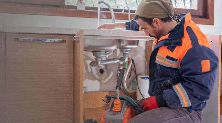 Professional water heater repair in Markham, TX